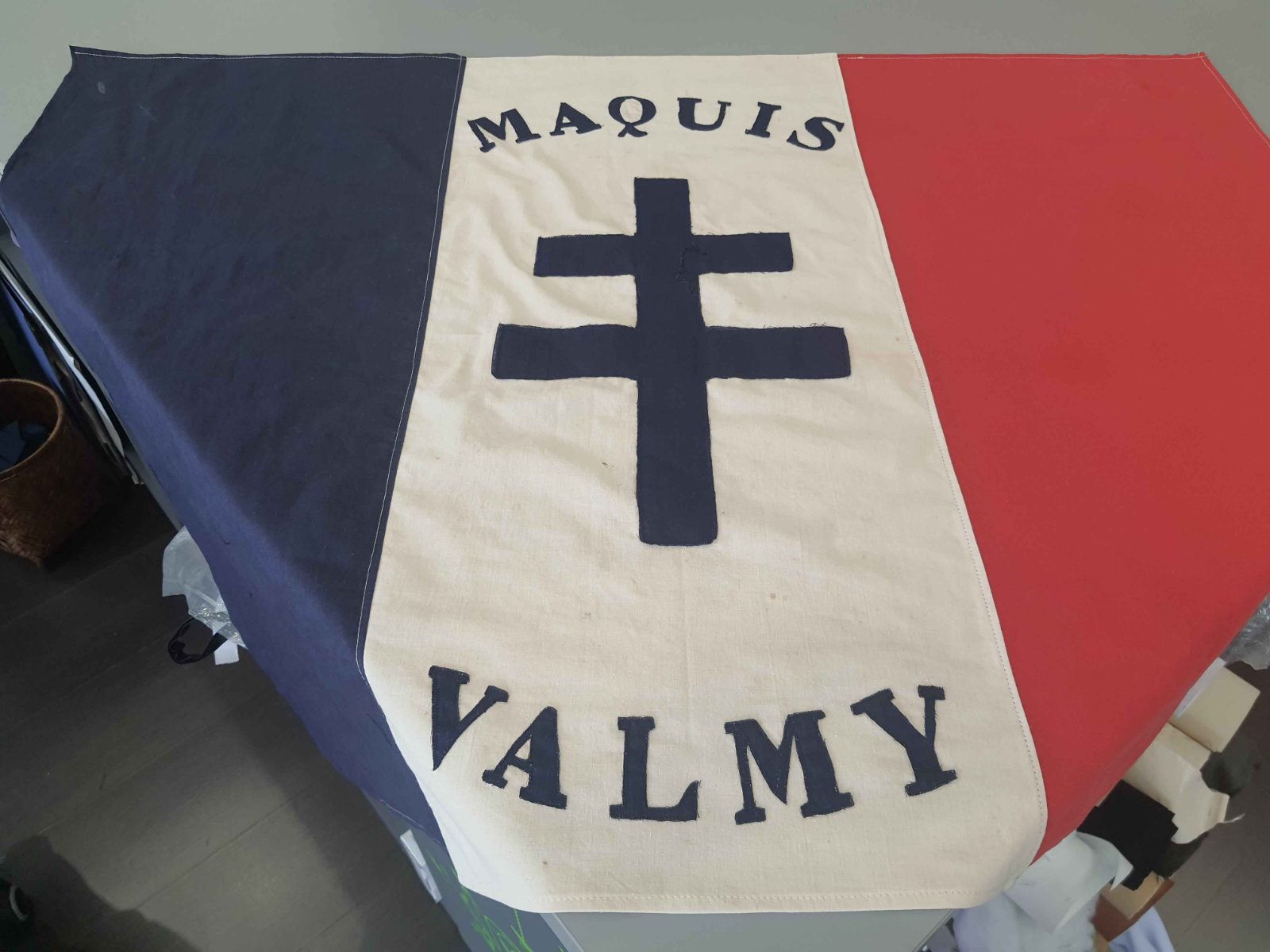 Drapeau du maquis Valmy après restauration